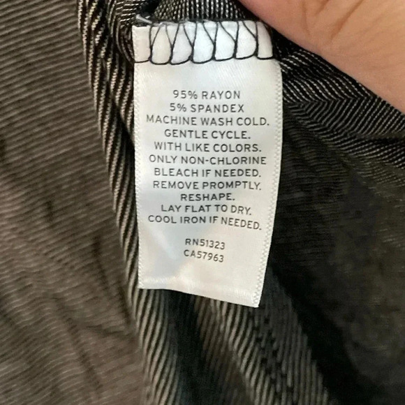 Halogen women’s black and gray short sleeve top size XL - Picture 3 of 5